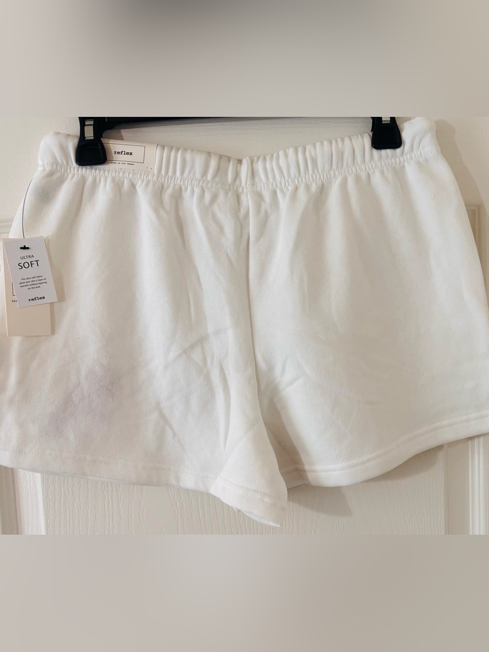NWT Reflex Cherry Bomb Embroidered Ultra Soft Longe Set | Size Medium - Picture 3 of 9